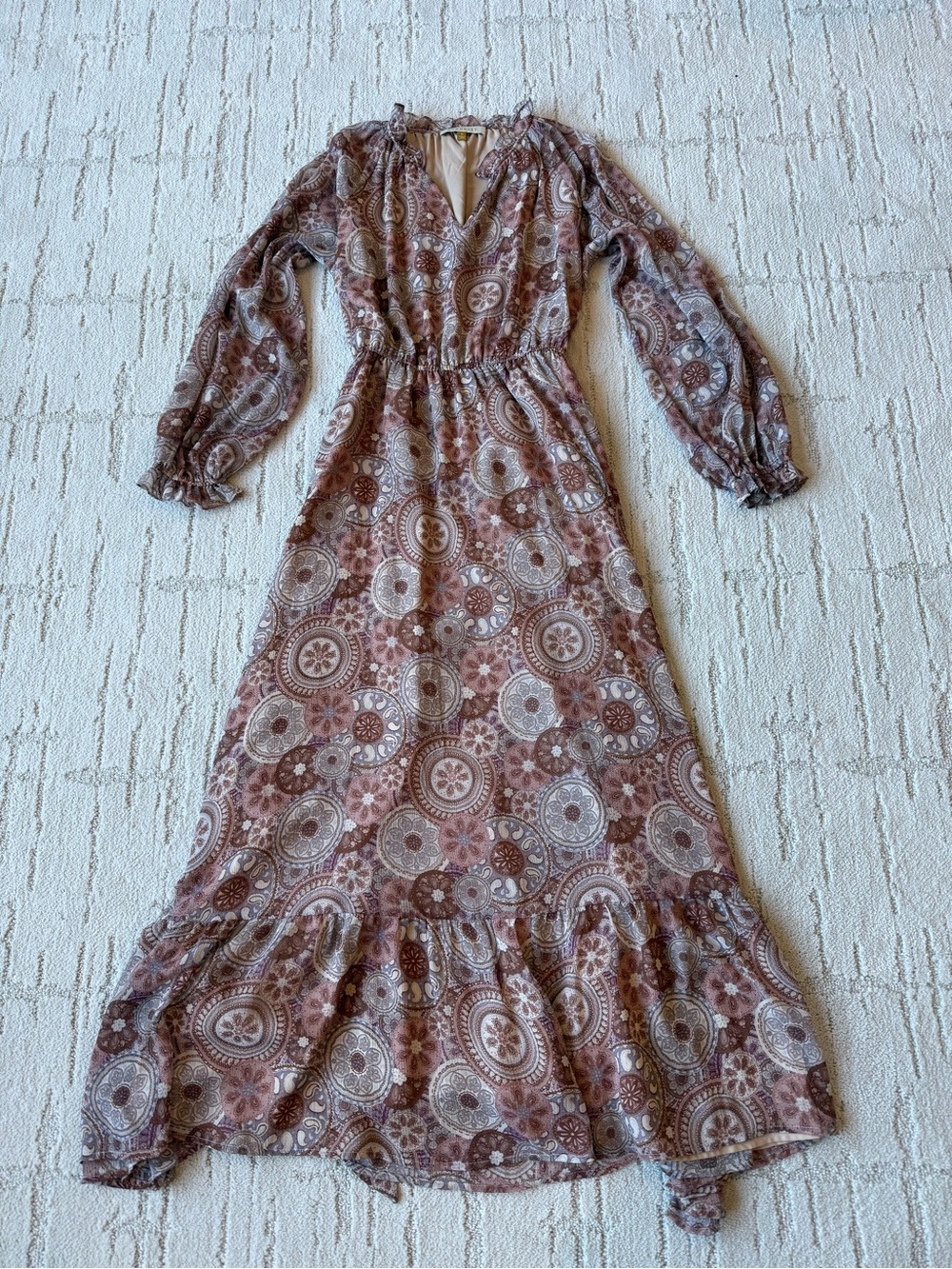 DownEast Bohemian Long Sleeve Paisley Maxi Dress - Mauve Pink
